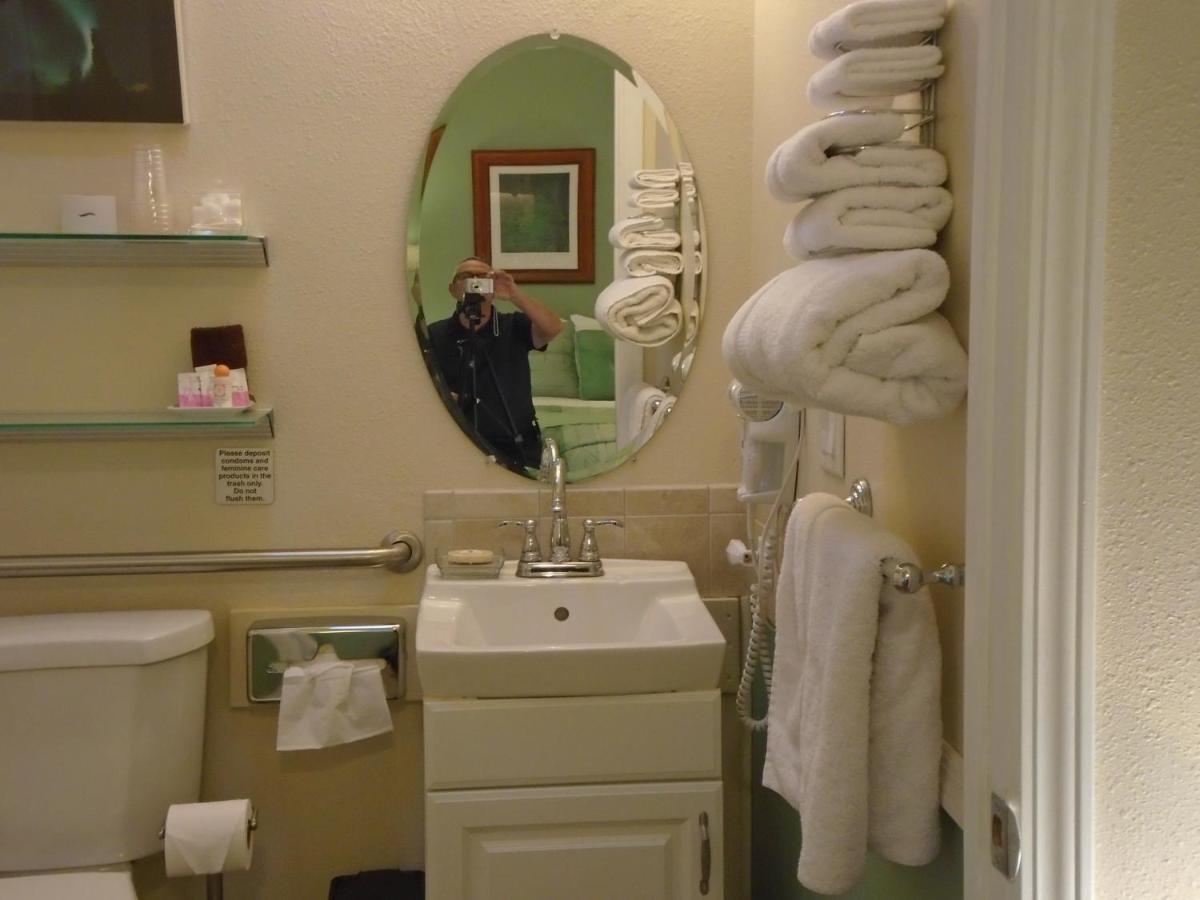 Amber Lights Bed And Breakfast (Adults Only) ポート・タウンゼンド エクステリア 写真
