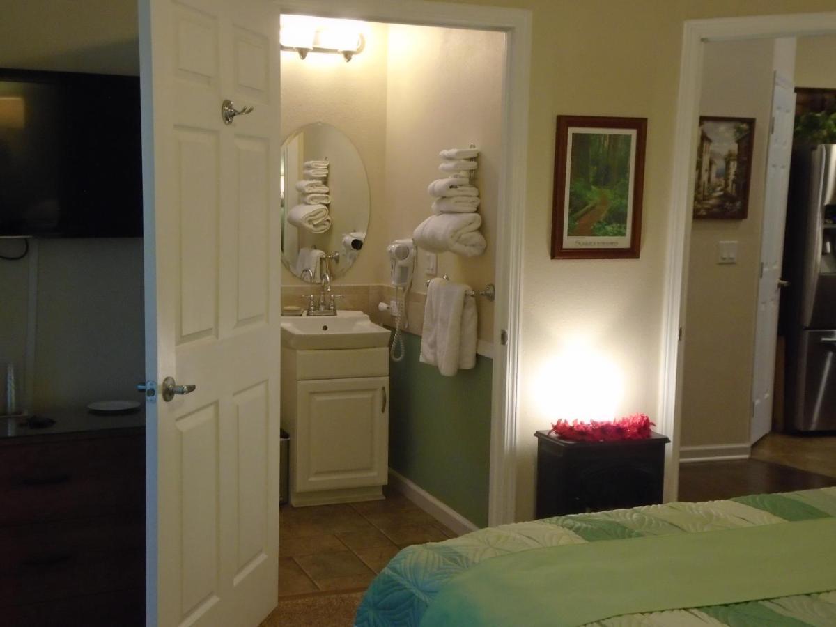Amber Lights Bed And Breakfast (Adults Only) ポート・タウンゼンド エクステリア 写真